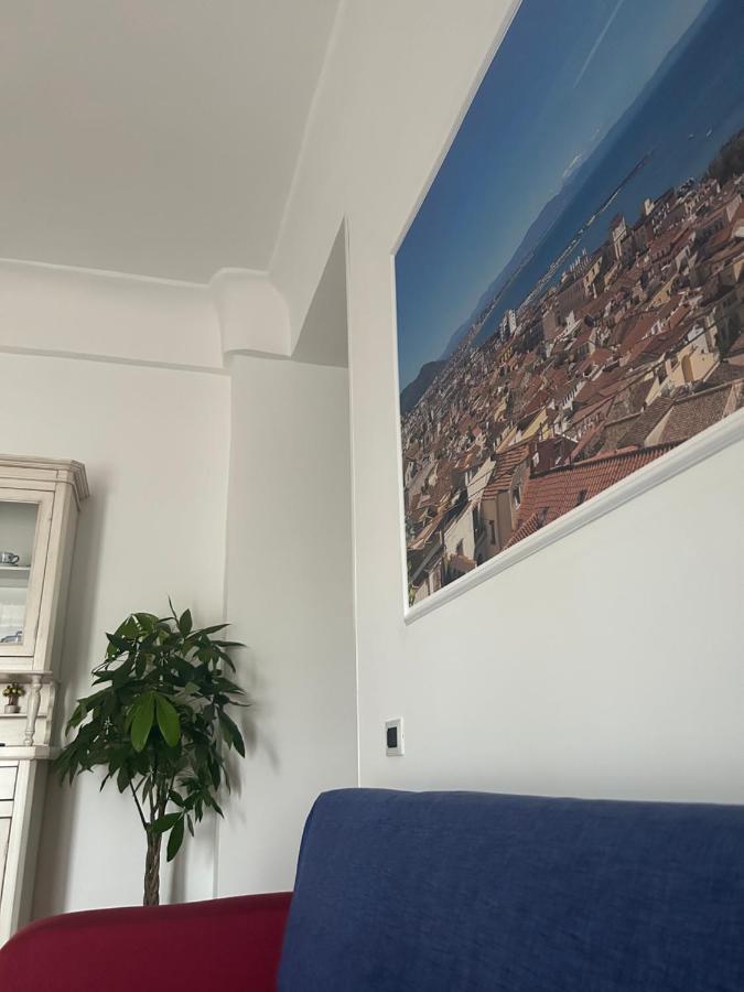 Sissi House Salerno Apartment ภายนอก รูปภาพ