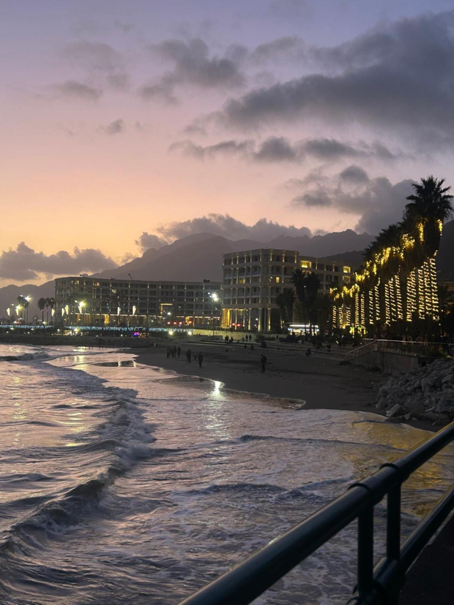 Sissi House Salerno Apartment ภายนอก รูปภาพ