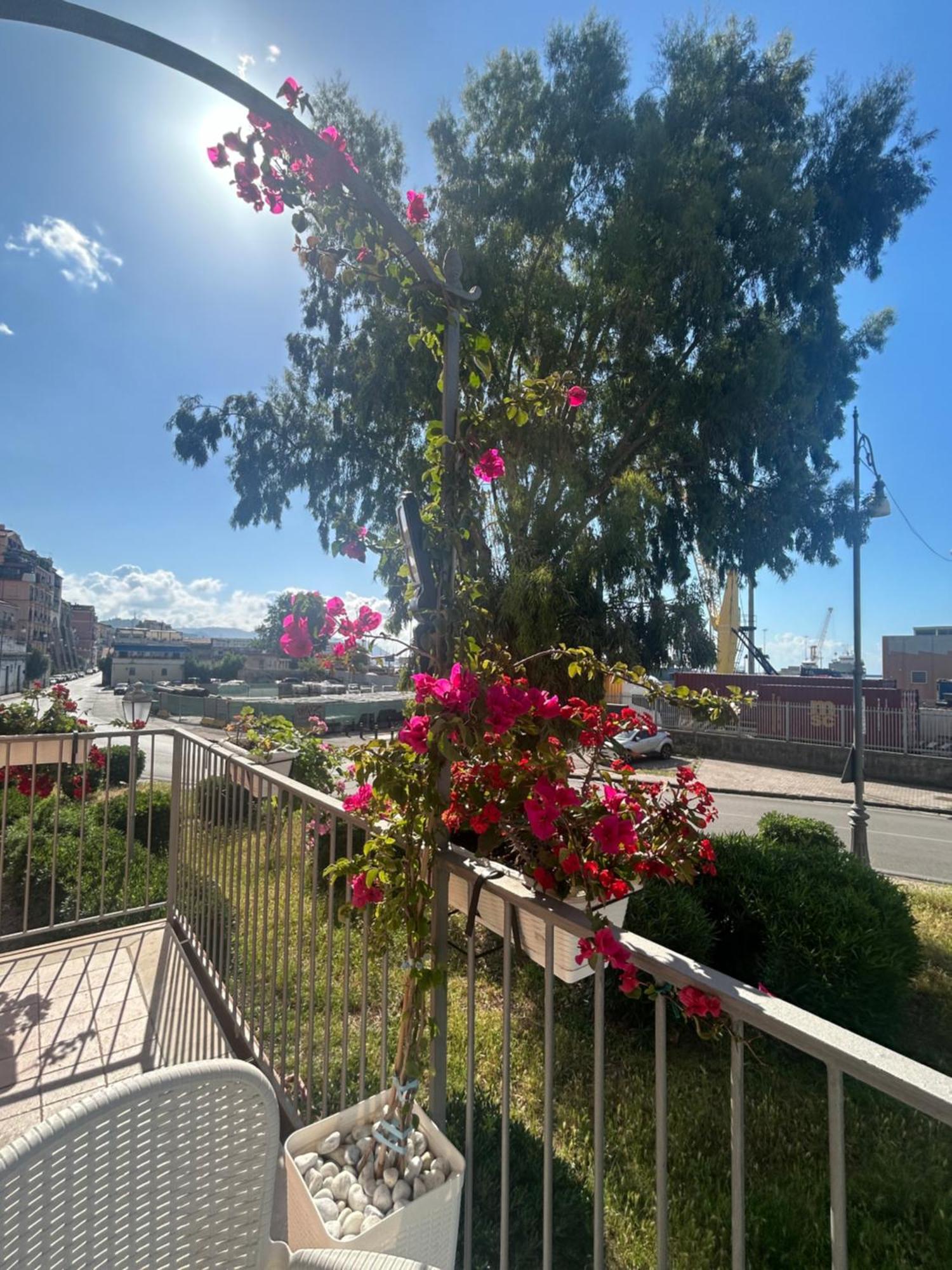 Sissi House Salerno Apartment ภายนอก รูปภาพ