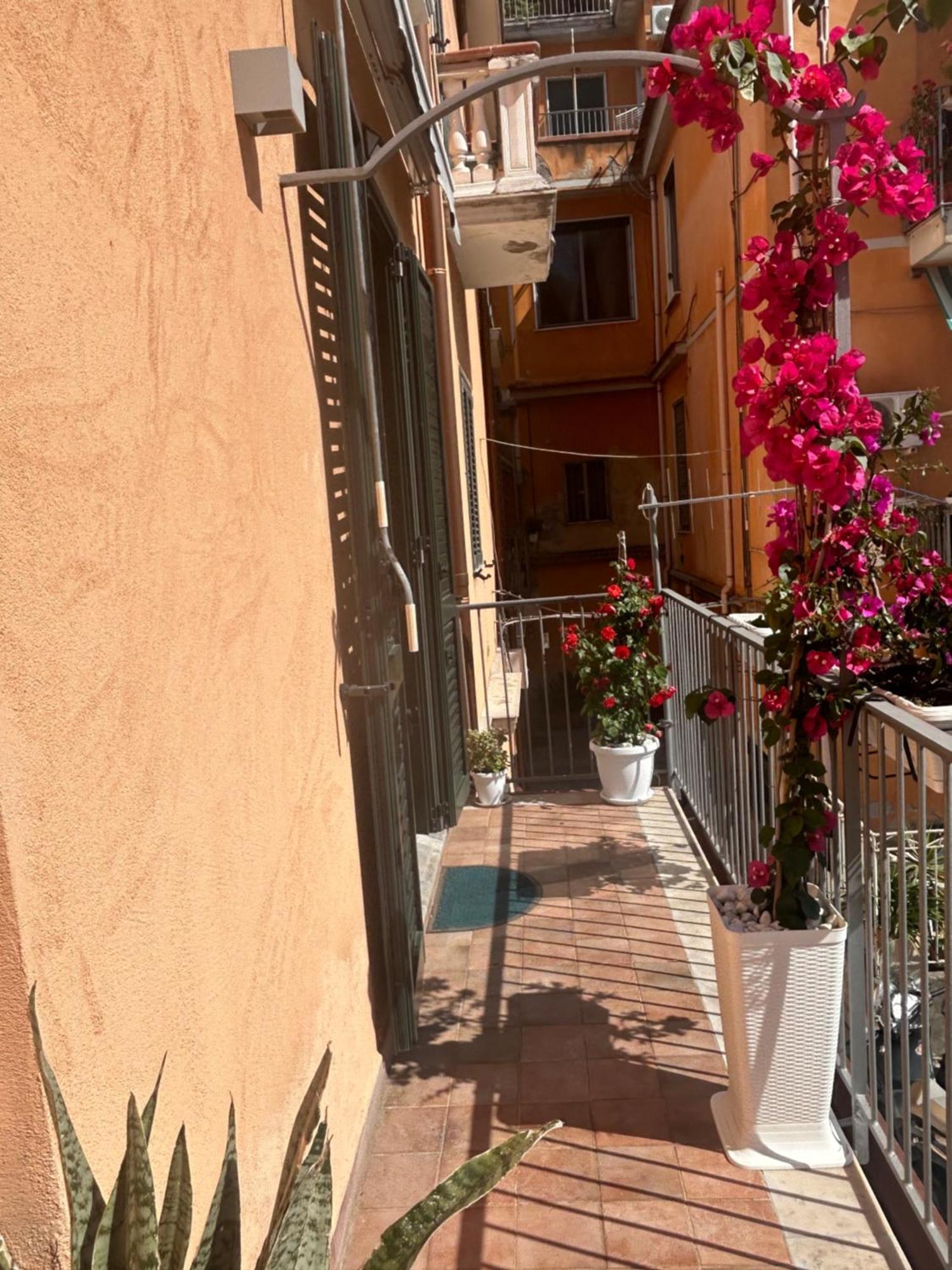 Sissi House Salerno Apartment ภายนอก รูปภาพ