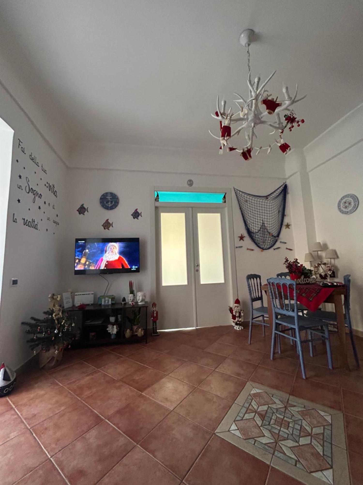 Sissi House Salerno Apartment ภายนอก รูปภาพ